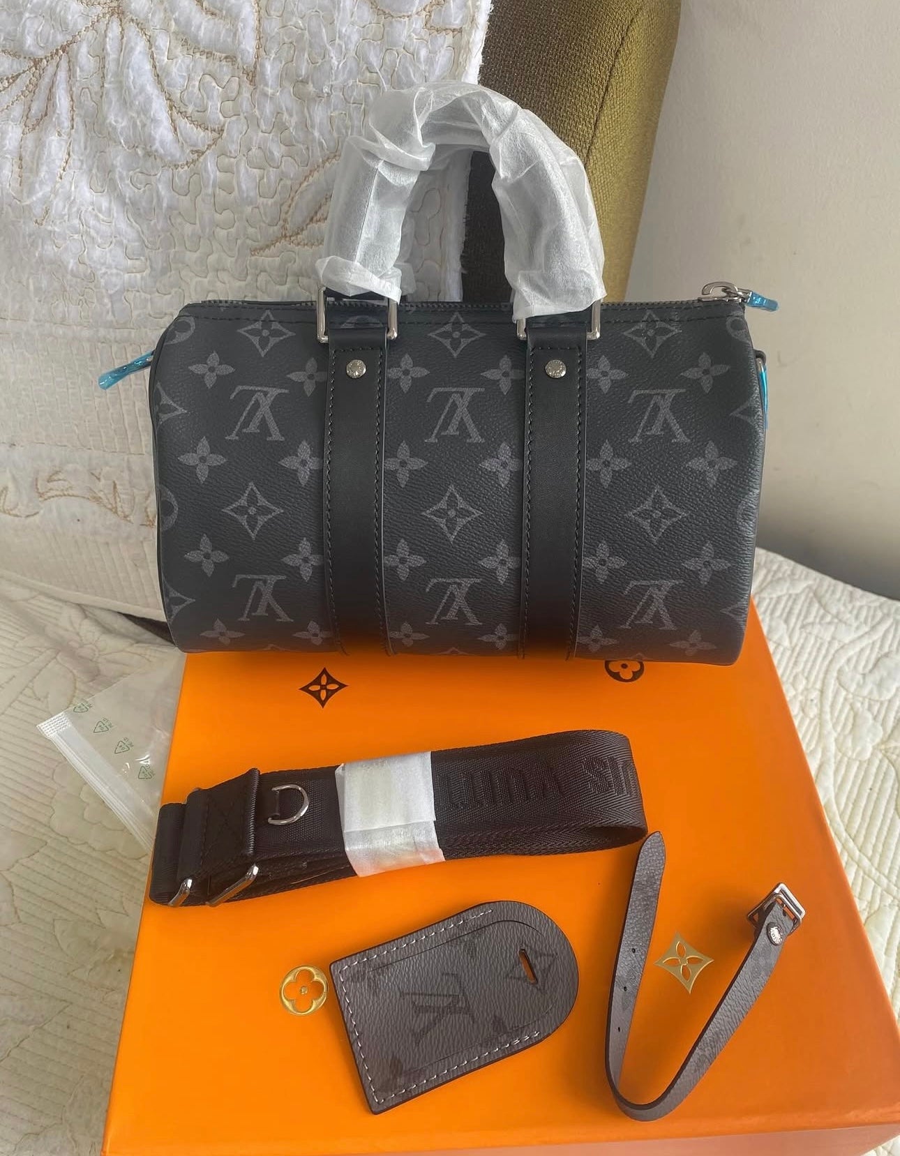 Monogram Eclipse Keepall Bandoulière 25