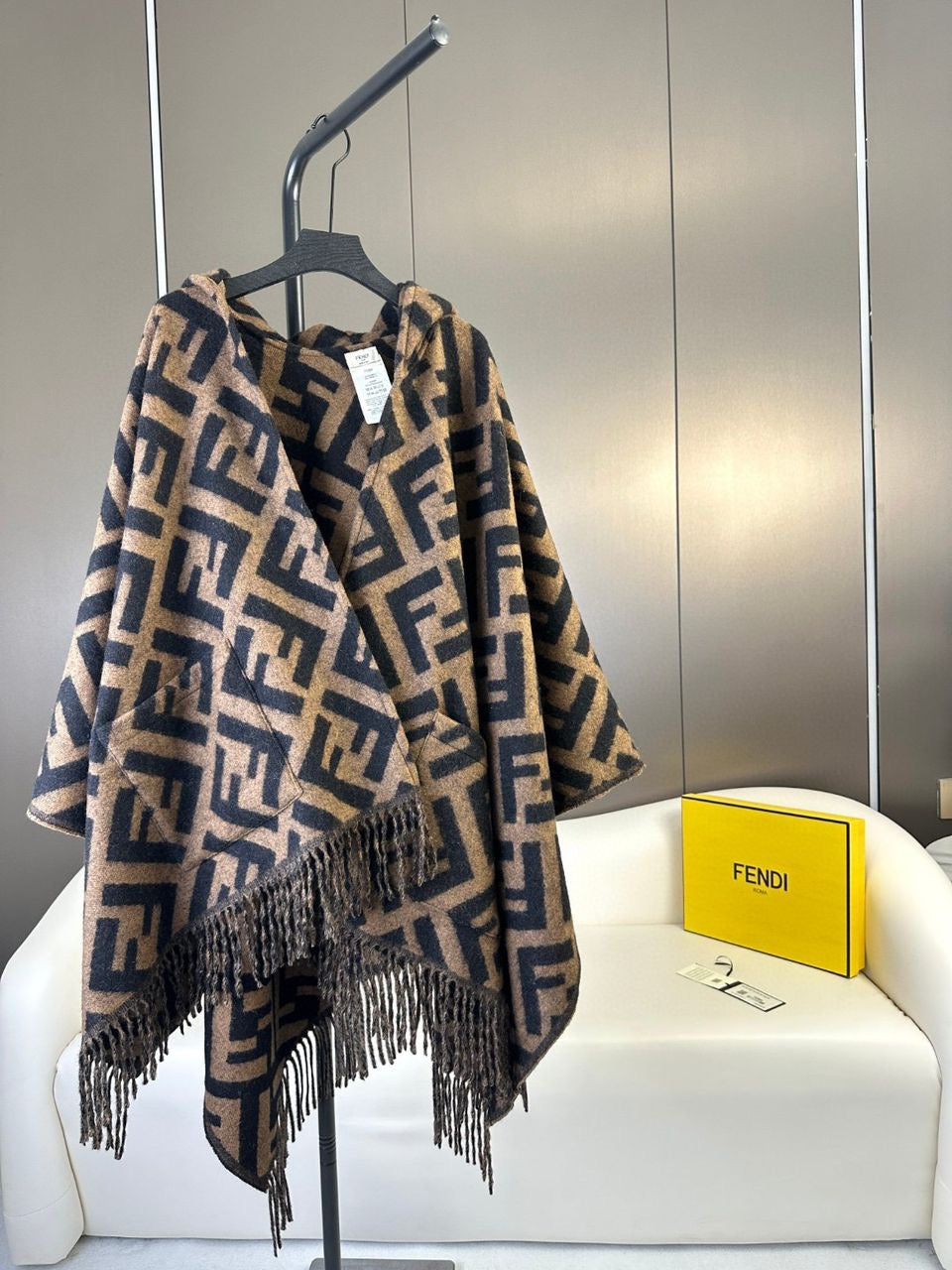 FF PONCHO