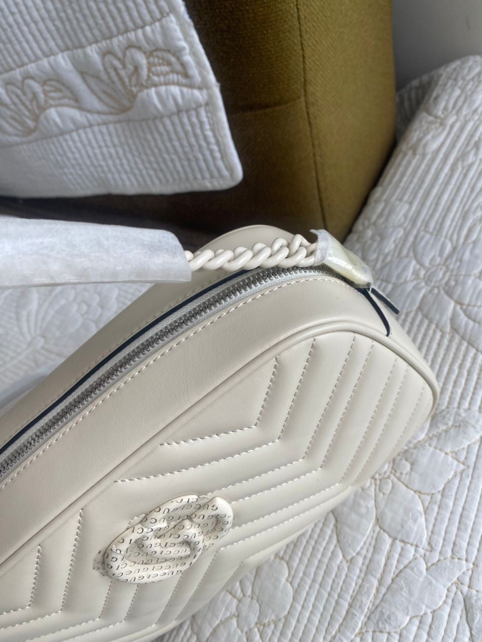 WHITE MARMONT SMALL SHOULDER BAG