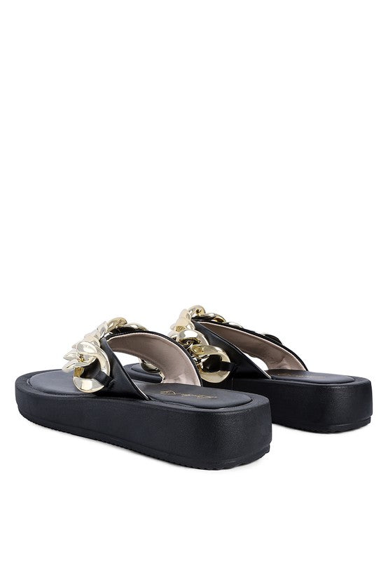 SANDALIAS DE DESTALONADA CON CADENA DE METAL