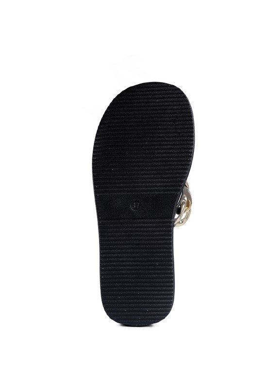 SANDALIAS DE DESTALONADA CON CADENA DE METAL