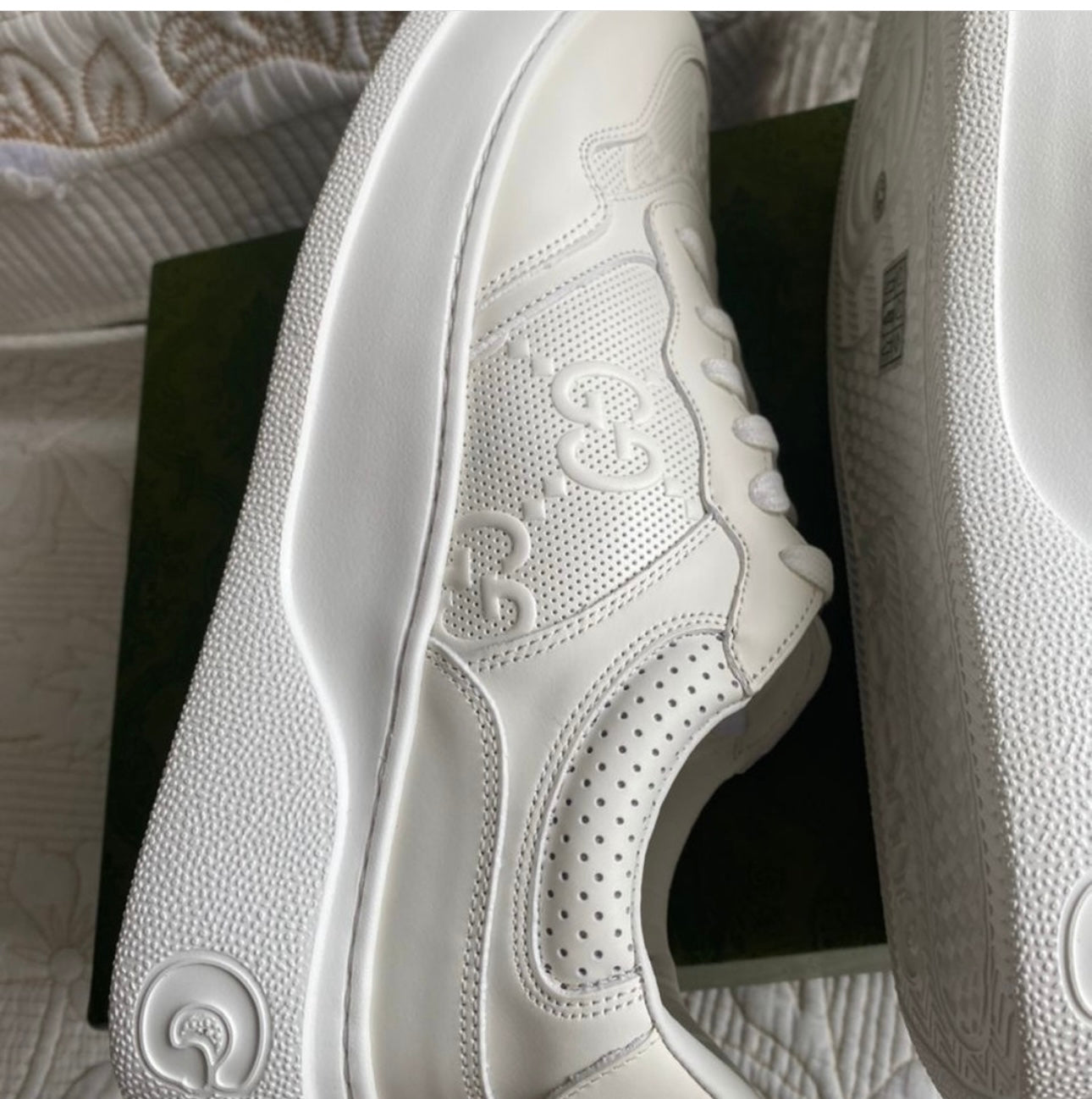 WHITE GG EMBOSSED TRAINER