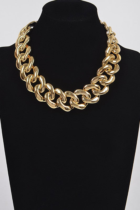 Oversize Chunky Chain Collar Necklace