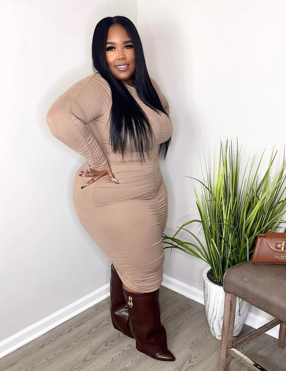Curvy Plus Size Ruched Long Sleeve Midi Dress 5 COLORS