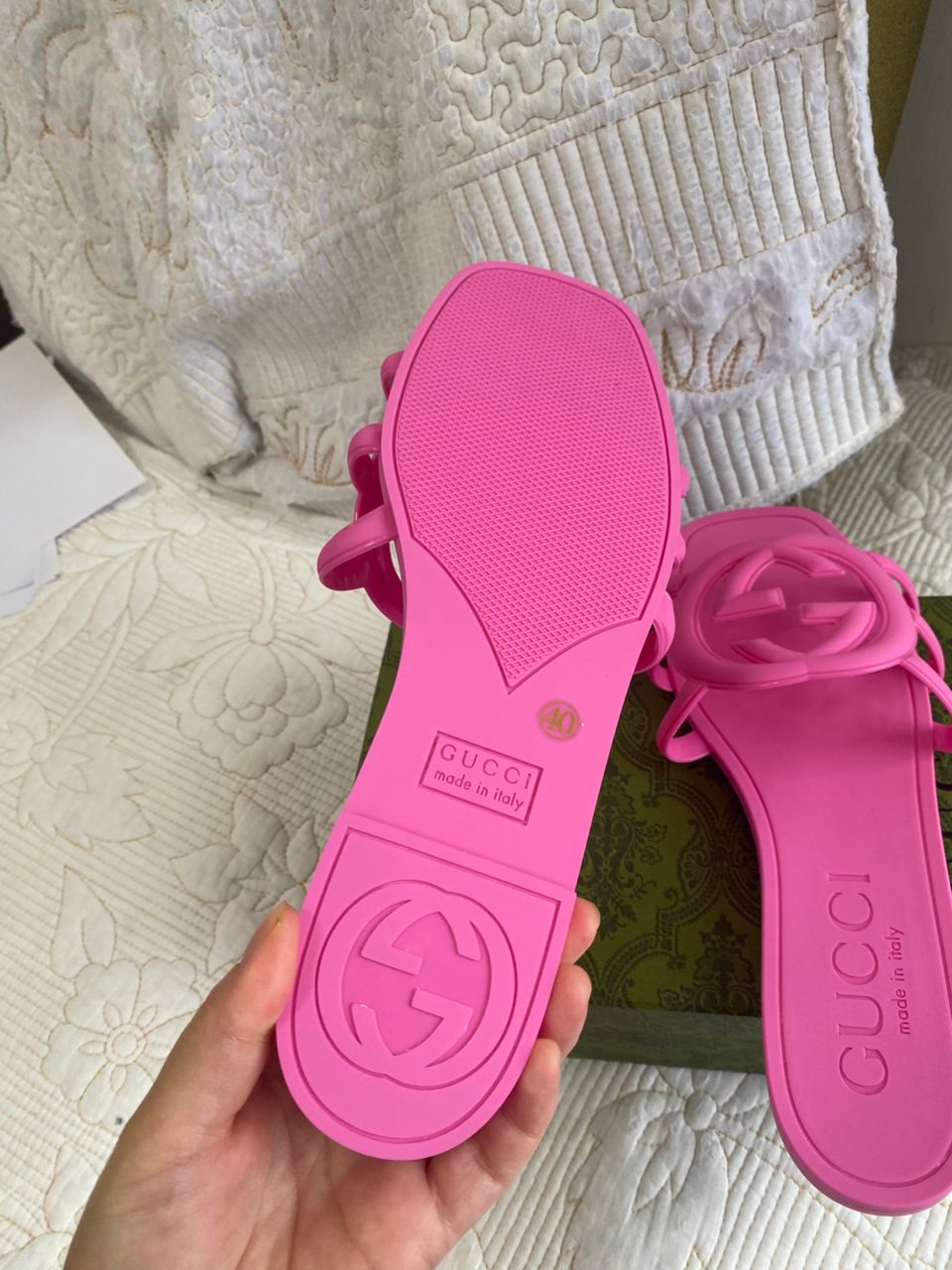 Pink Women's Interlocking G slide sandal