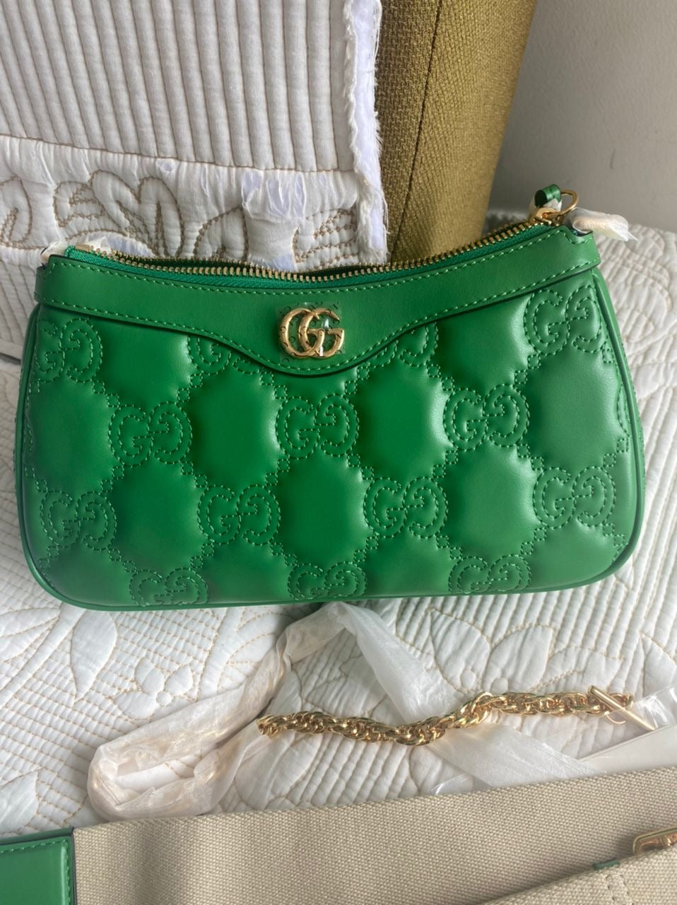 GREEN MATELASSÉ SHOULDER BAG (COMES W/ 2 STRAPS)