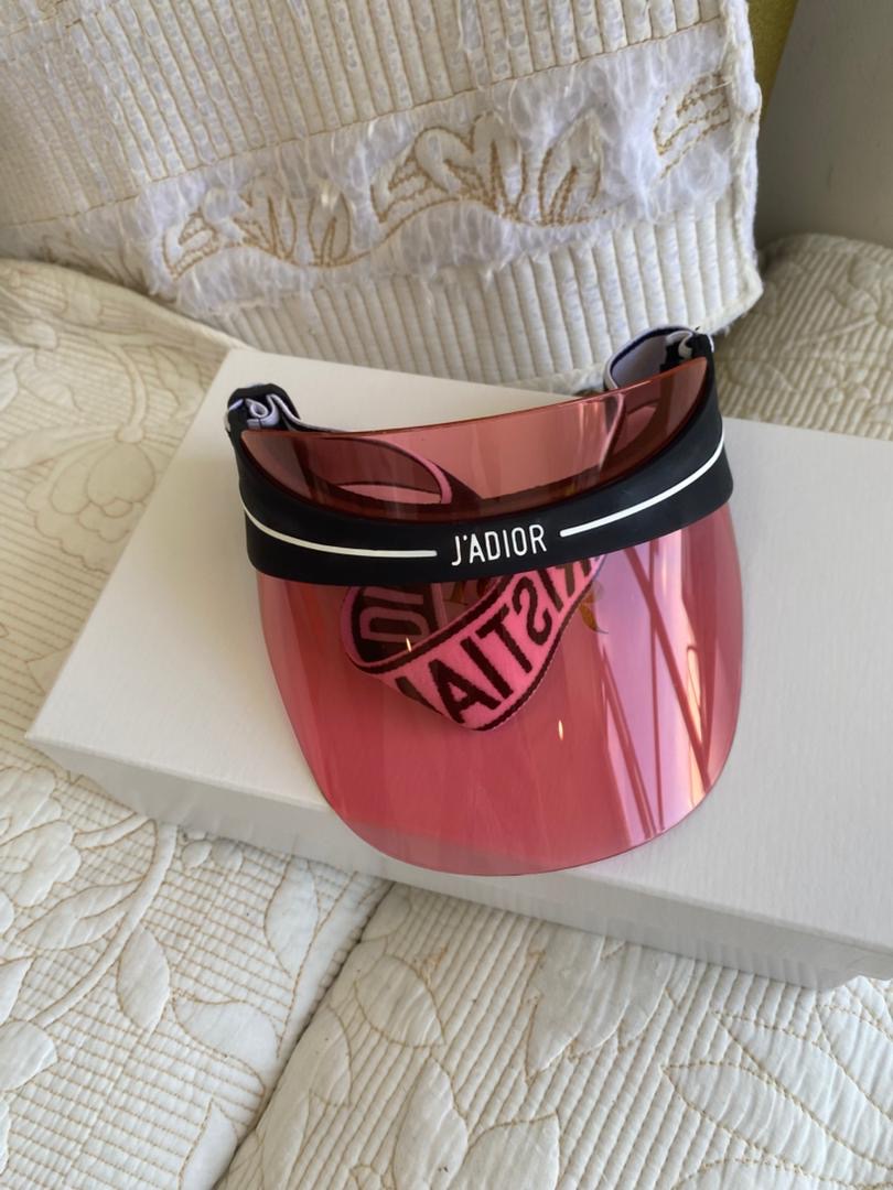 Visera Dior