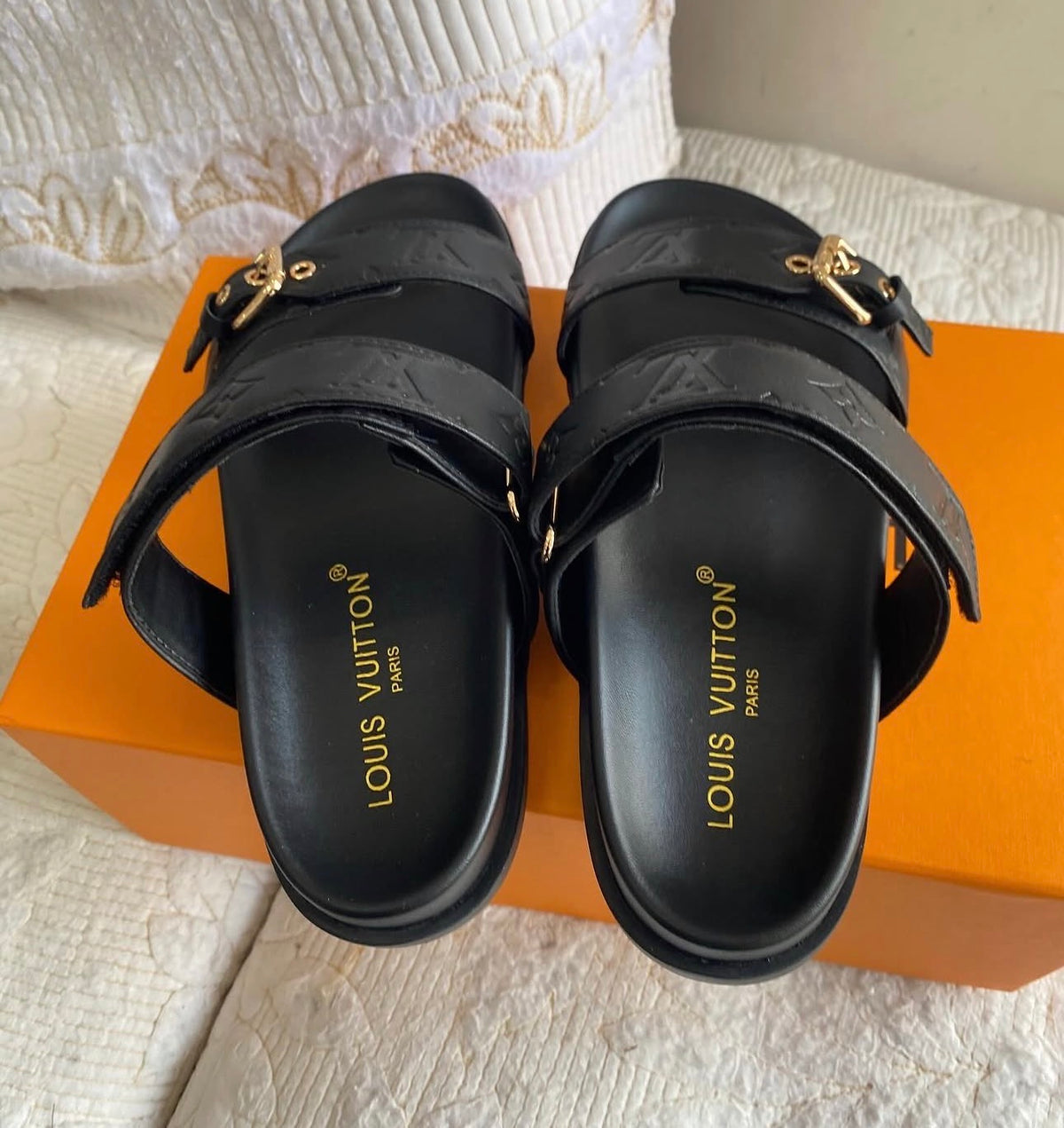 Bom Dia Flat Comfort Mule | Black