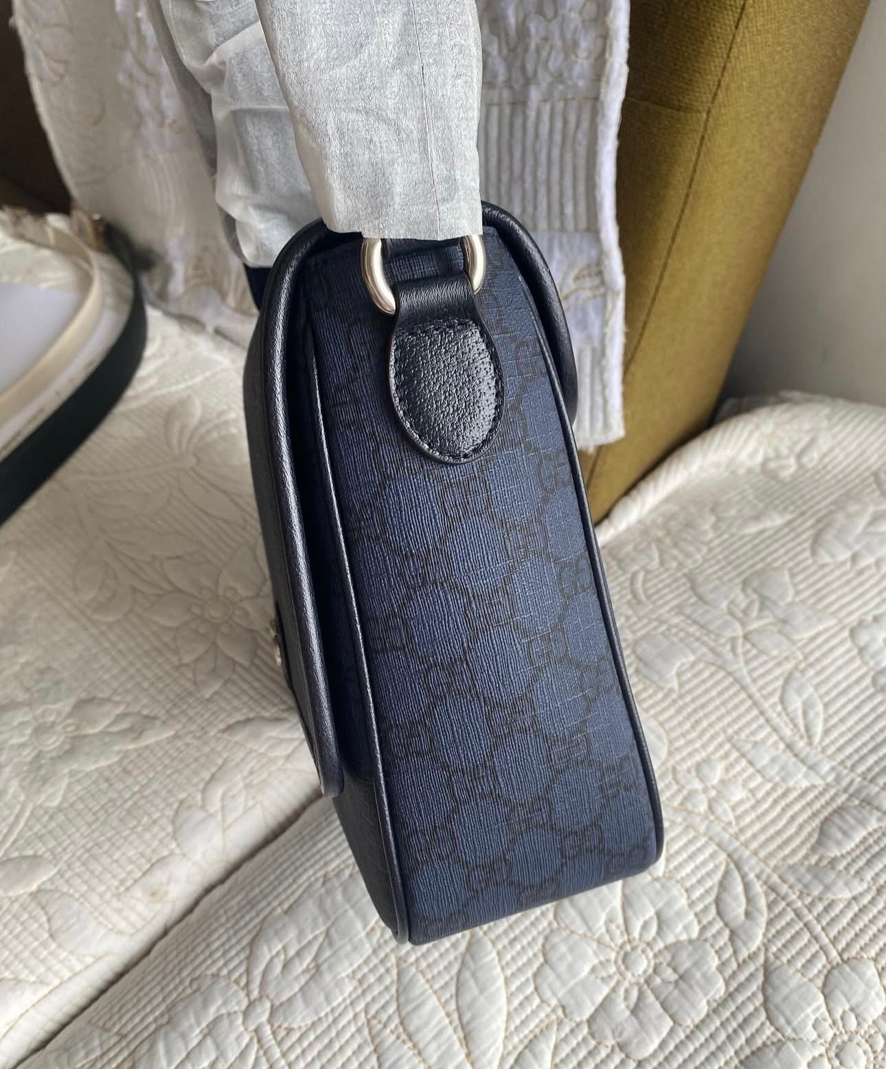 Ophidia medium messenger bag