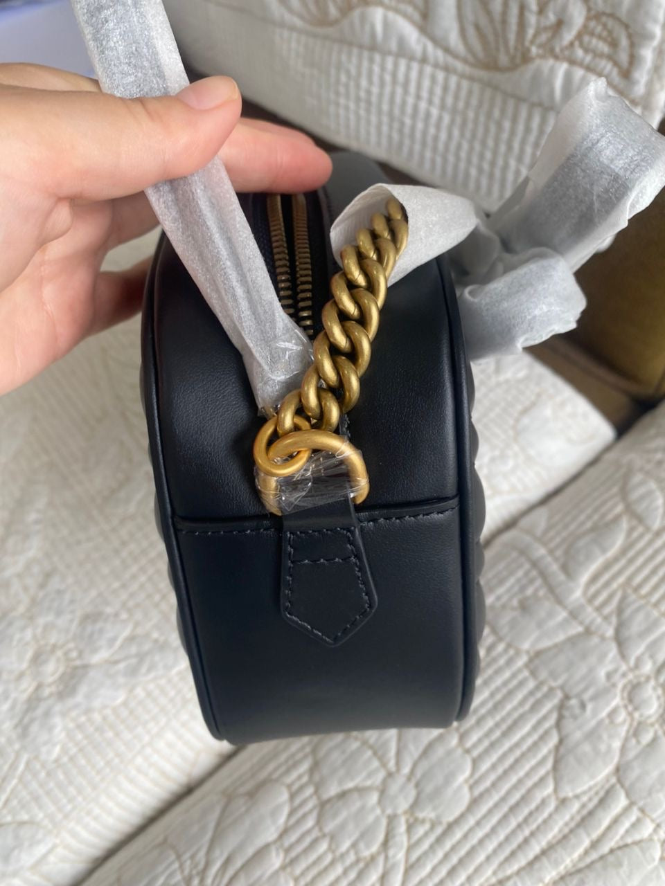 BLACK MARMONT SMALL SHOULDER BAG