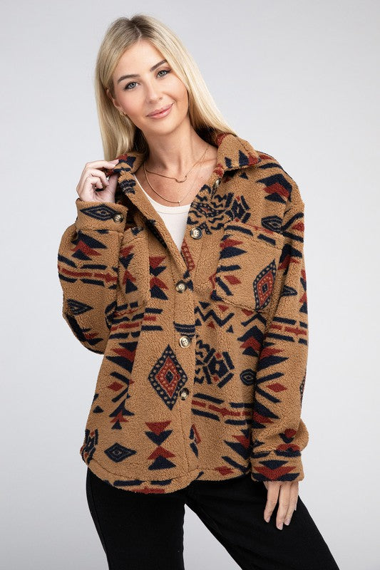 Chaqueta Sherpa con estampado azteca