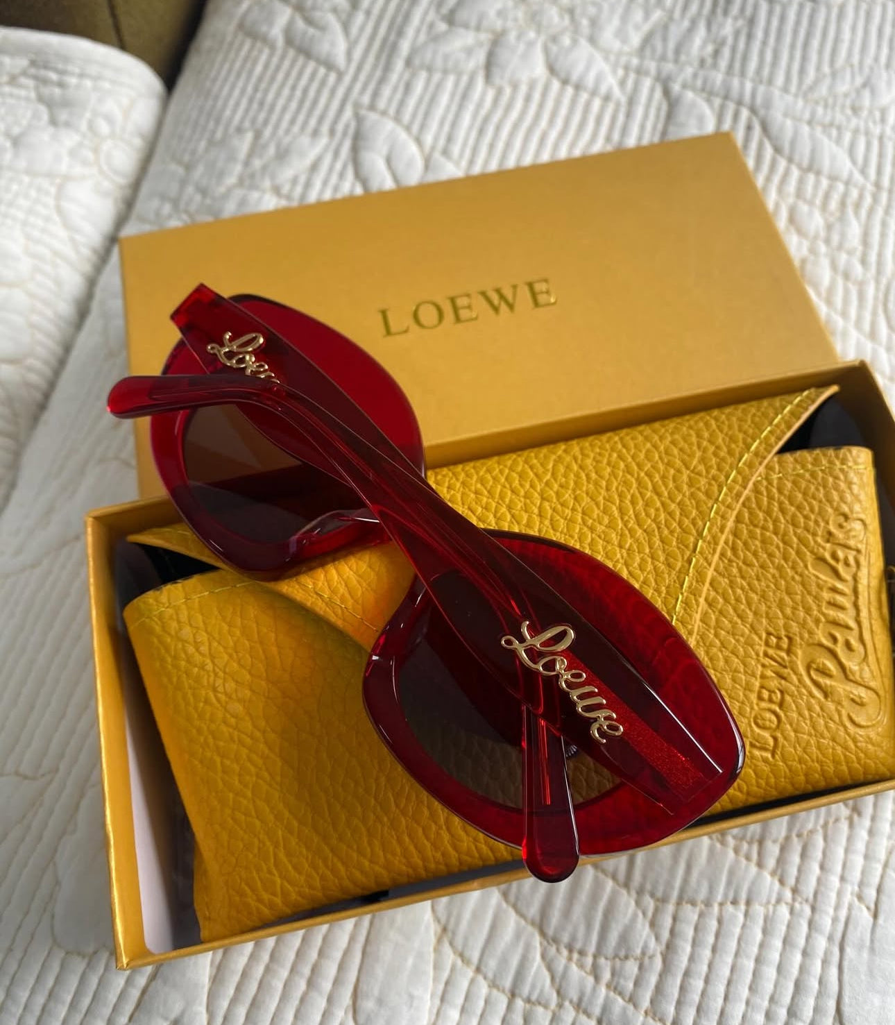 LOEWE Oversized round-frame acetate sunglasses | Red