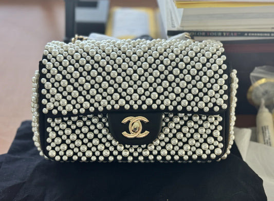 Coco Mini Pearl Flap