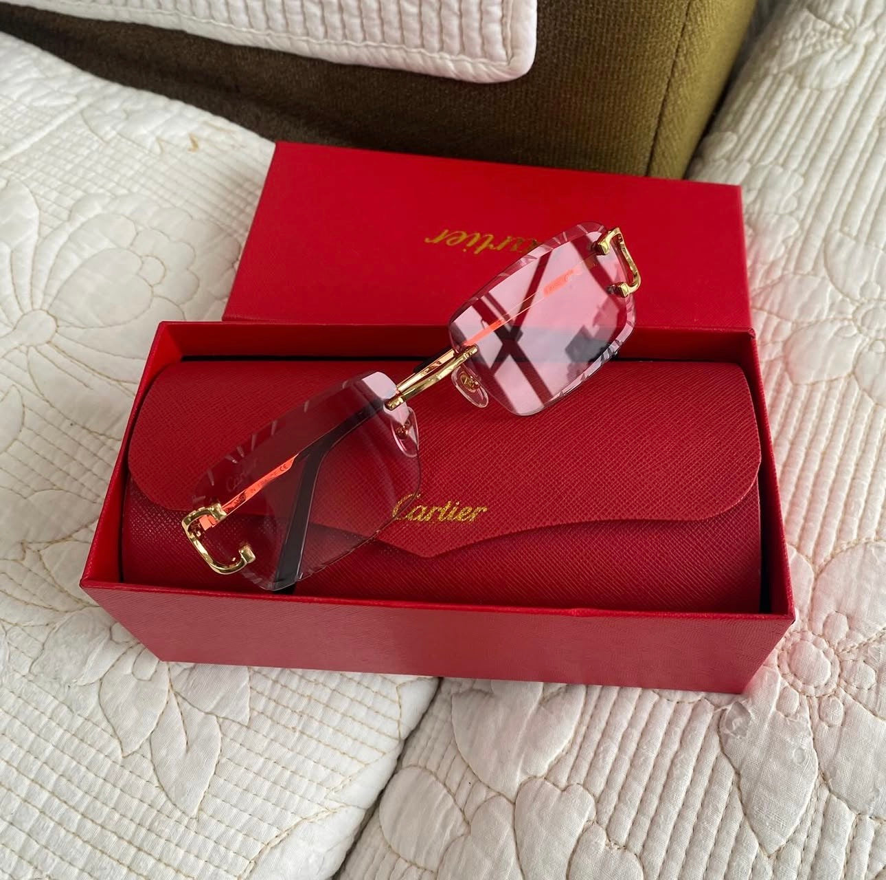 Cartier C-Décor Gold Wire Red Tint