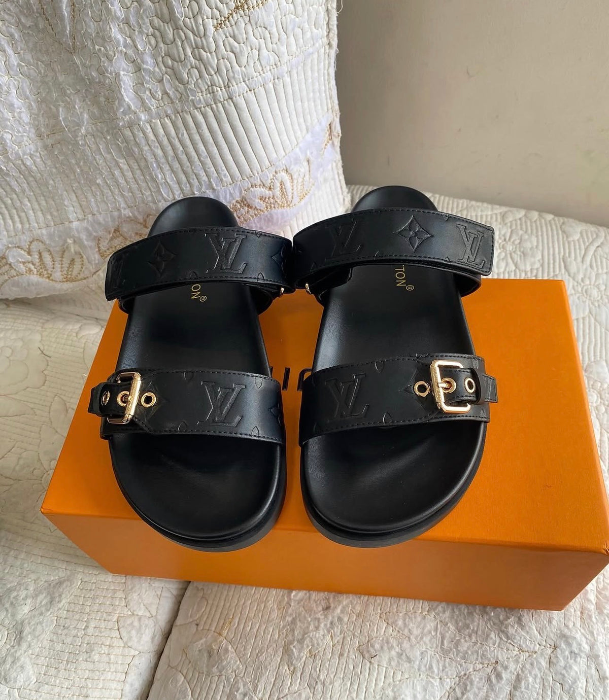 Bom Dia Flat Comfort Mule | Black