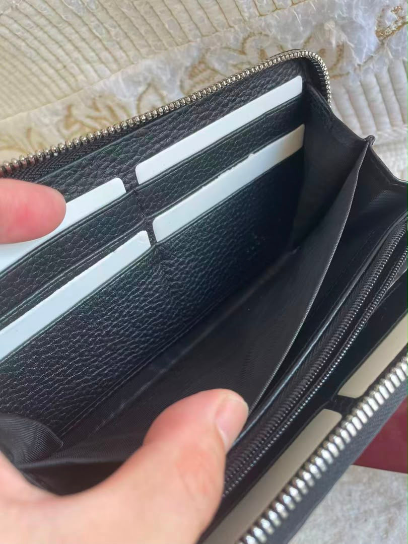 GG Black Jumbo Zip Around Wallet