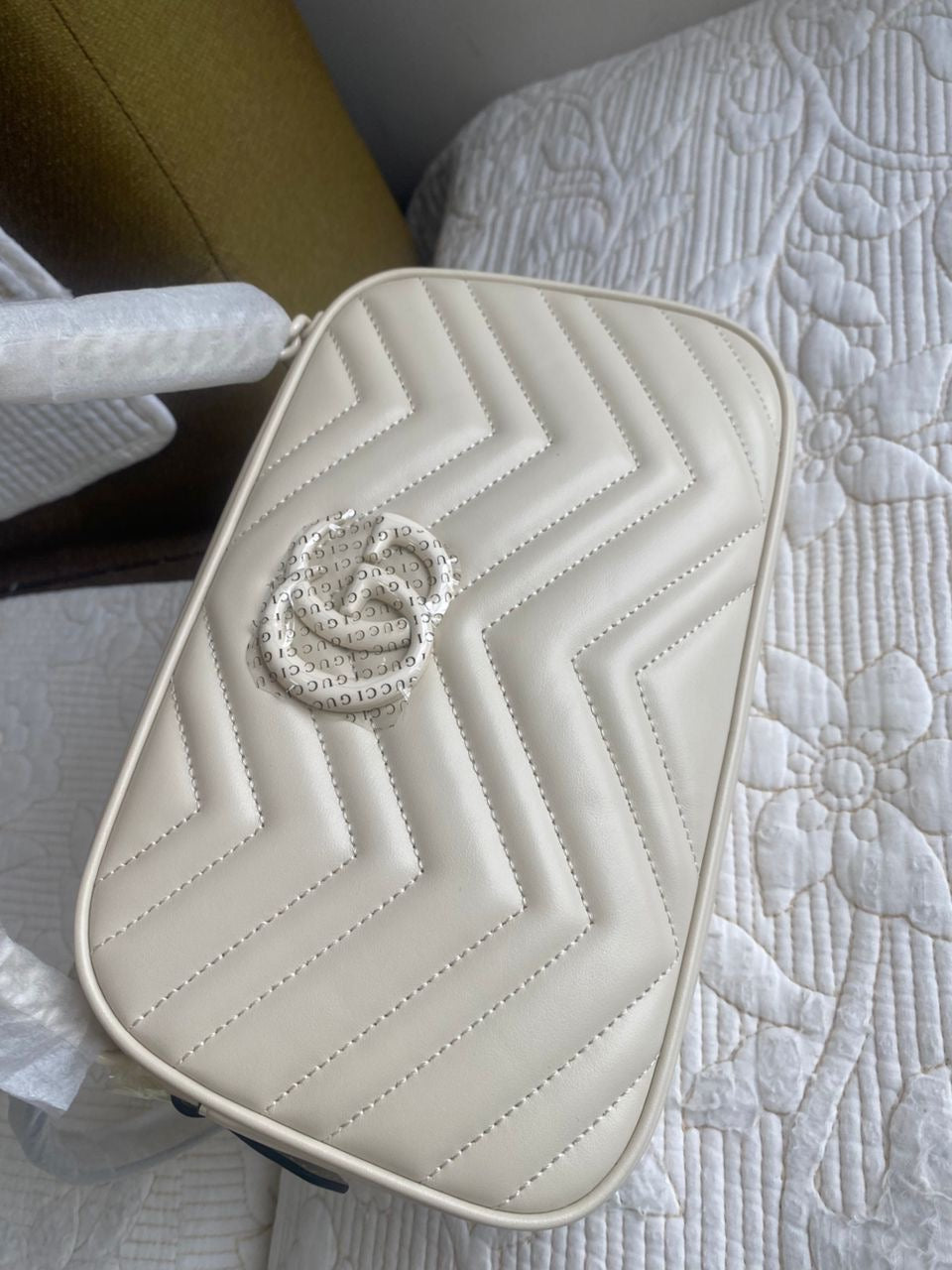 WHITE MARMONT SMALL SHOULDER BAG
