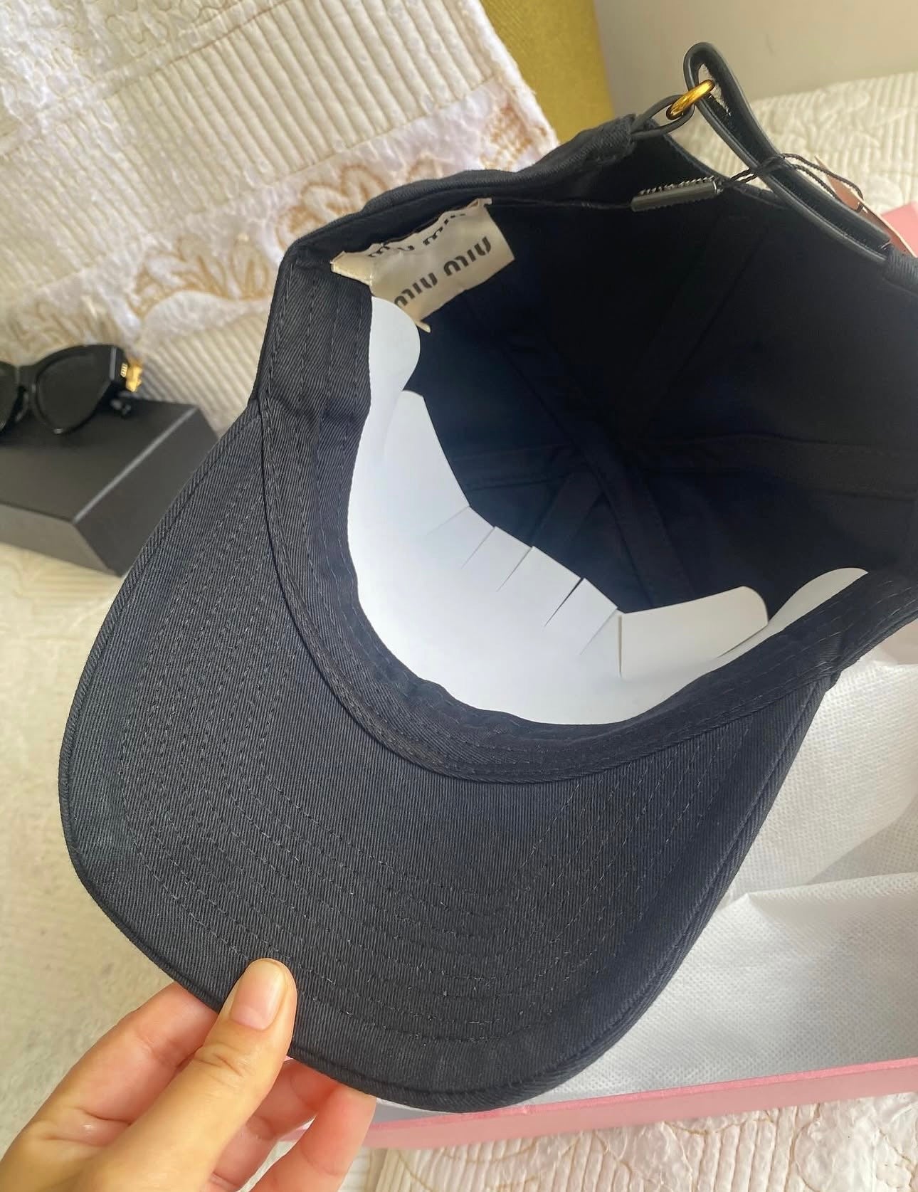 Miu Black Baseball Cap