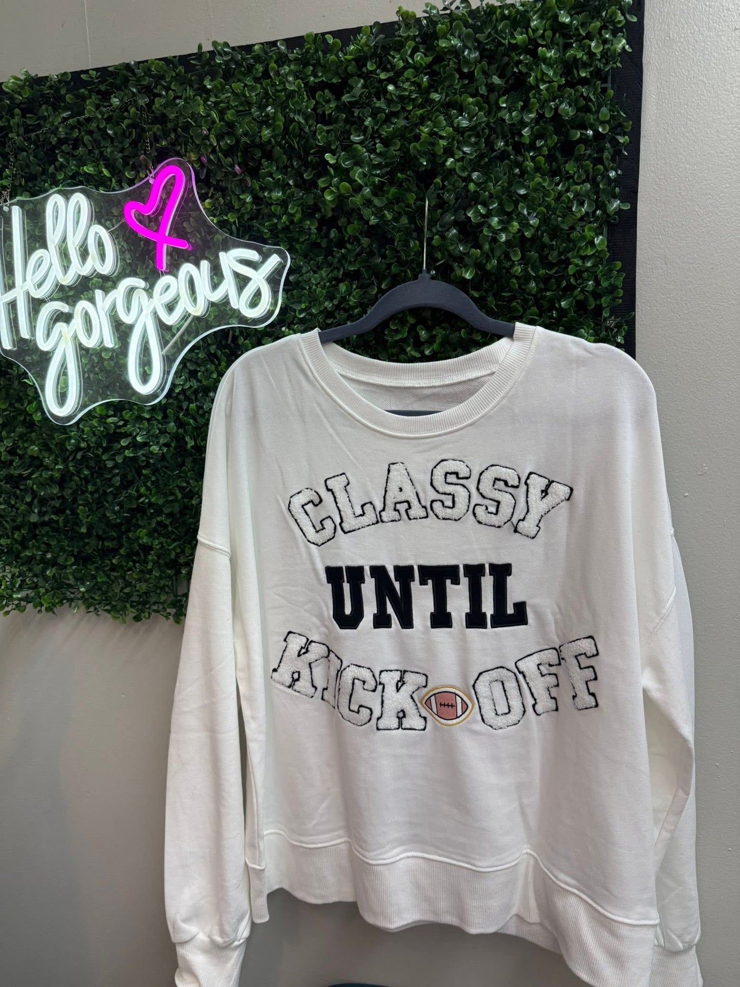 CLASSY UNTIL KICKOFF Plush Letter Patched Loose Sweatshirt
