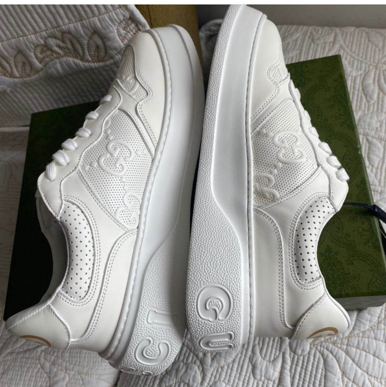 WHITE GG EMBOSSED TRAINER