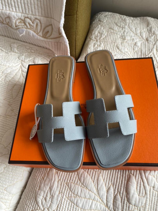 Gray Oran Sandals