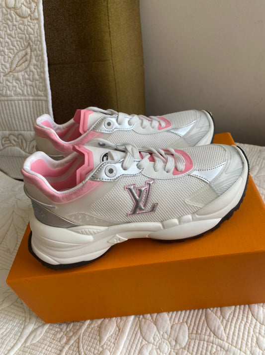 Pink Run 55 Sneaker
