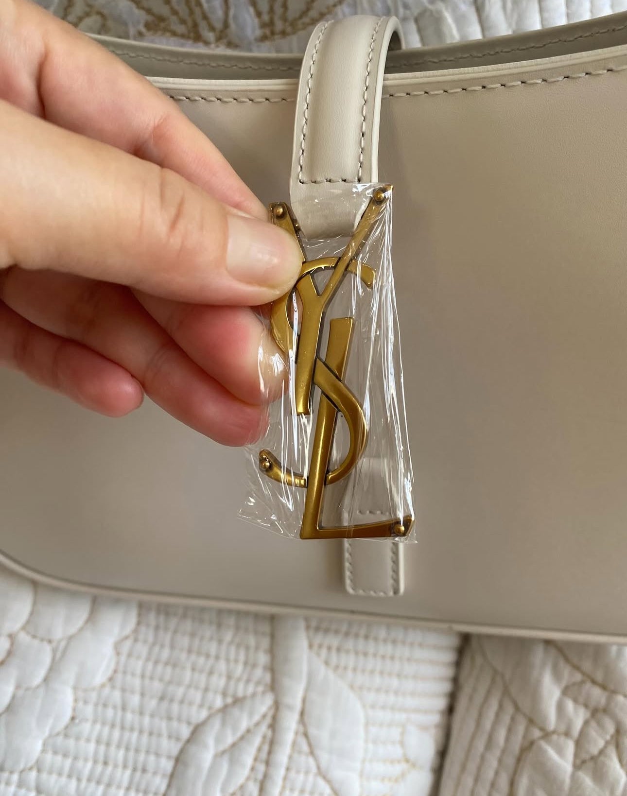 White Hobo Leather Shoulder Bag