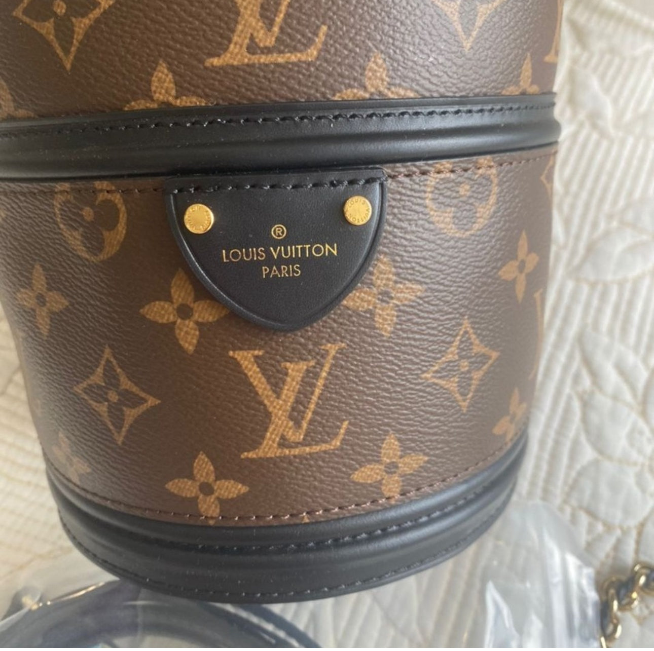 Canoe Monogram | LV