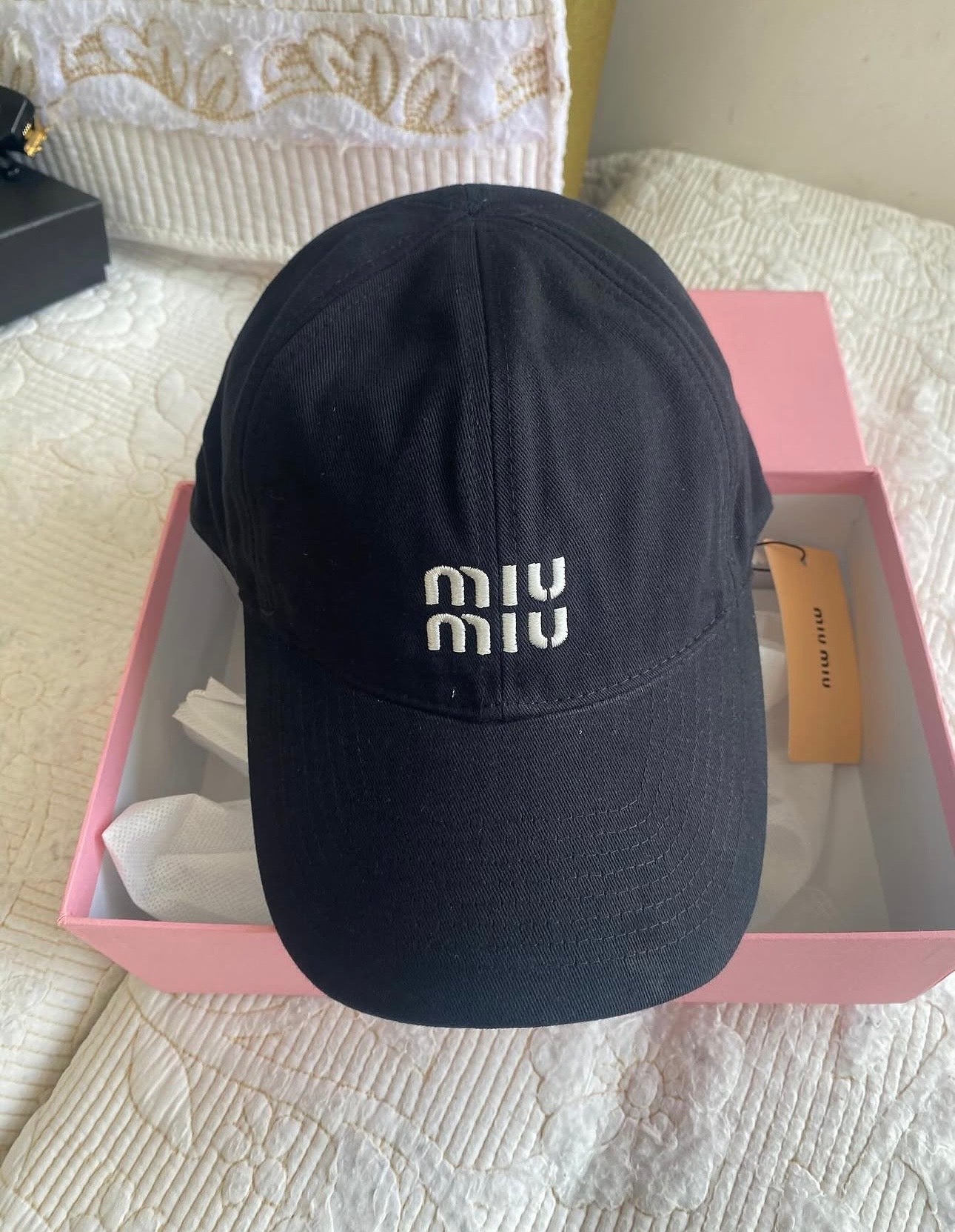 Miu Black Baseball Cap