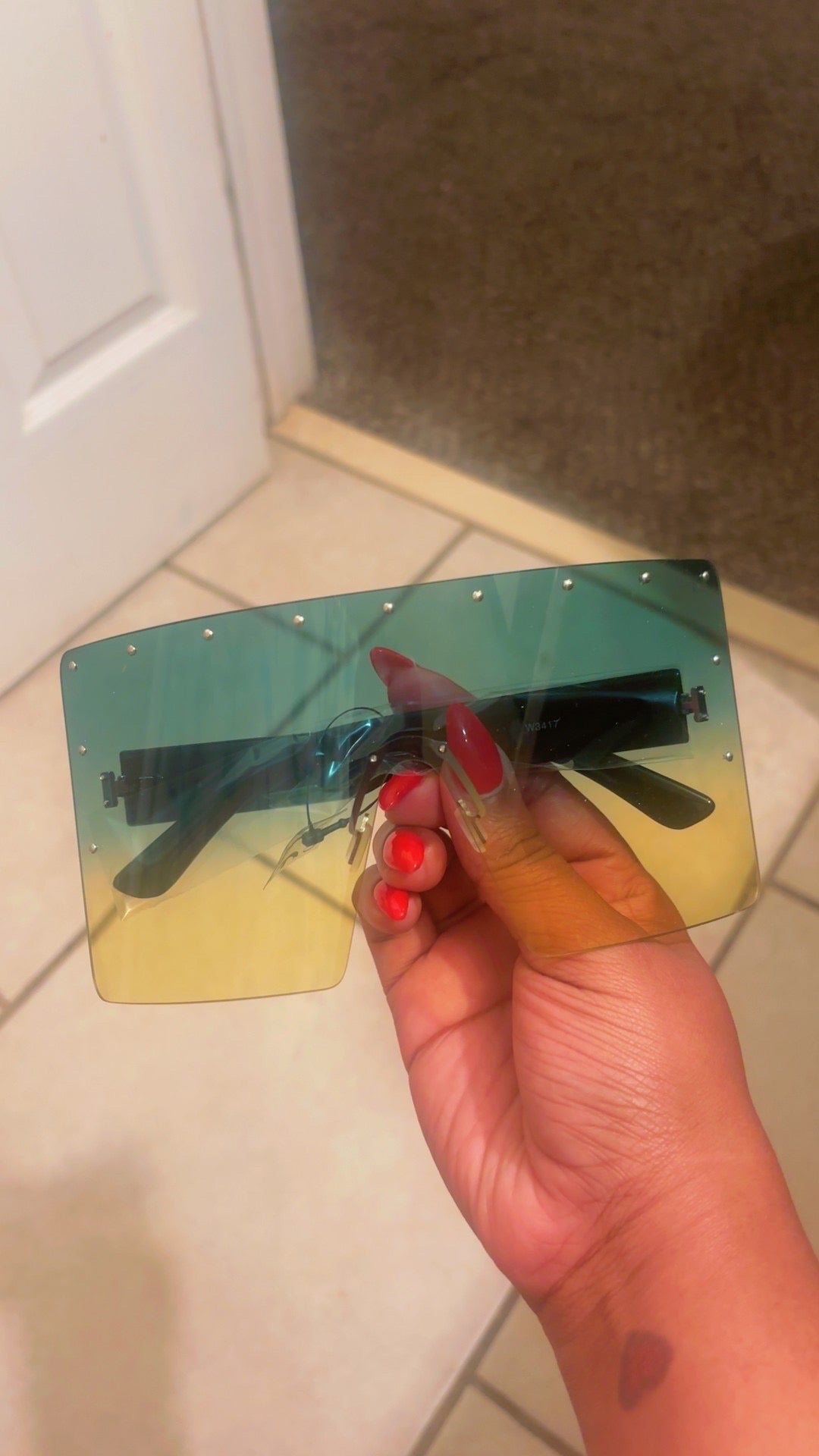 $2 Sunglasses (10 Styles)