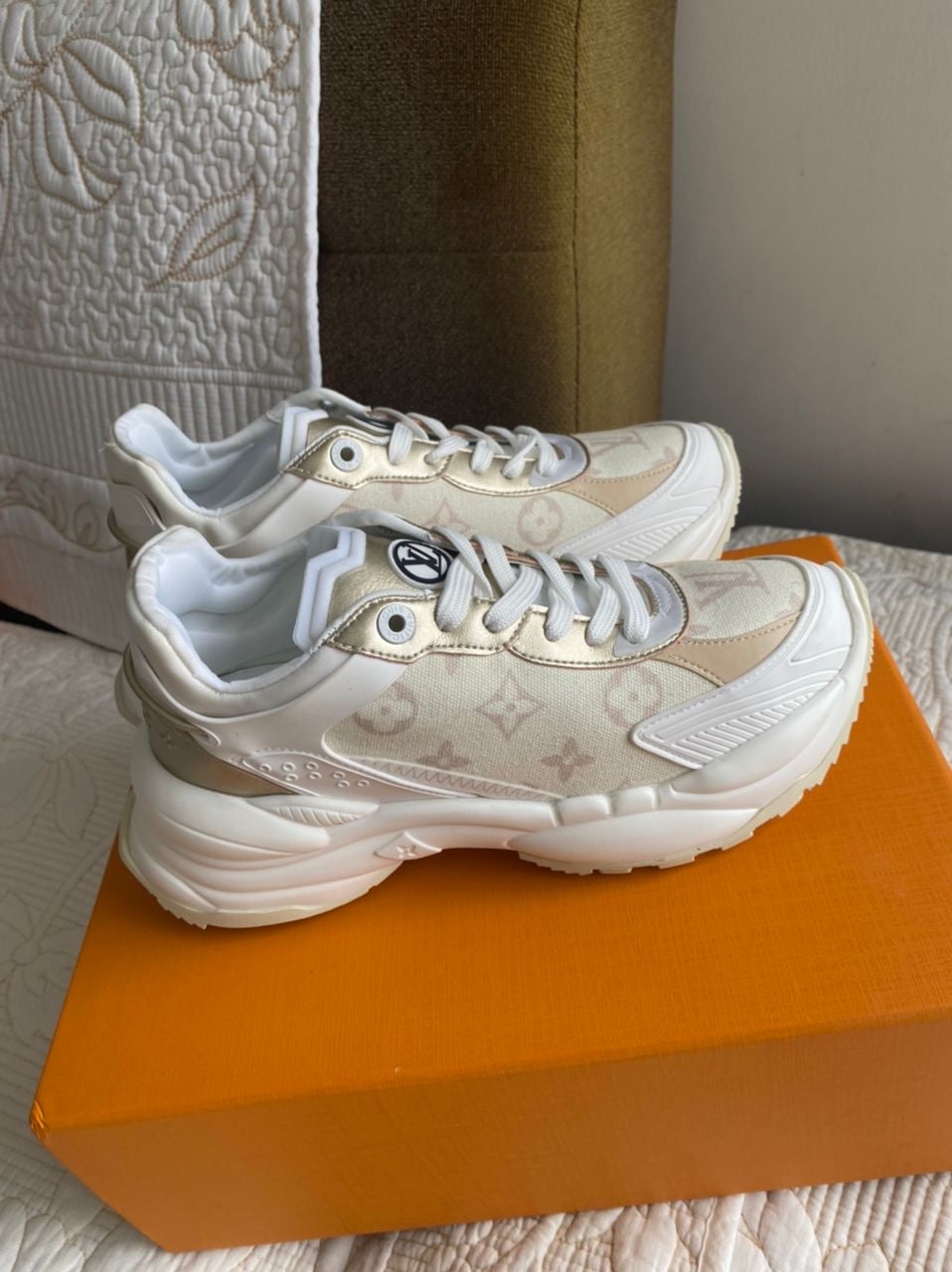 Gold Run 55 Sneaker