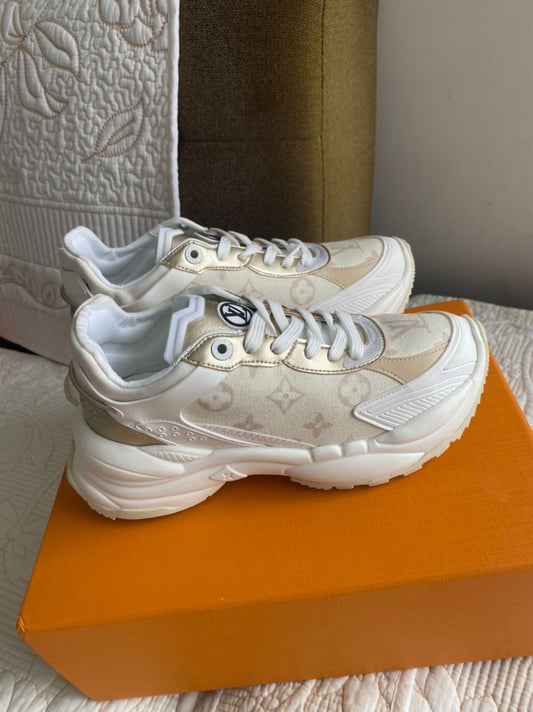 Gold Run 55 Sneaker