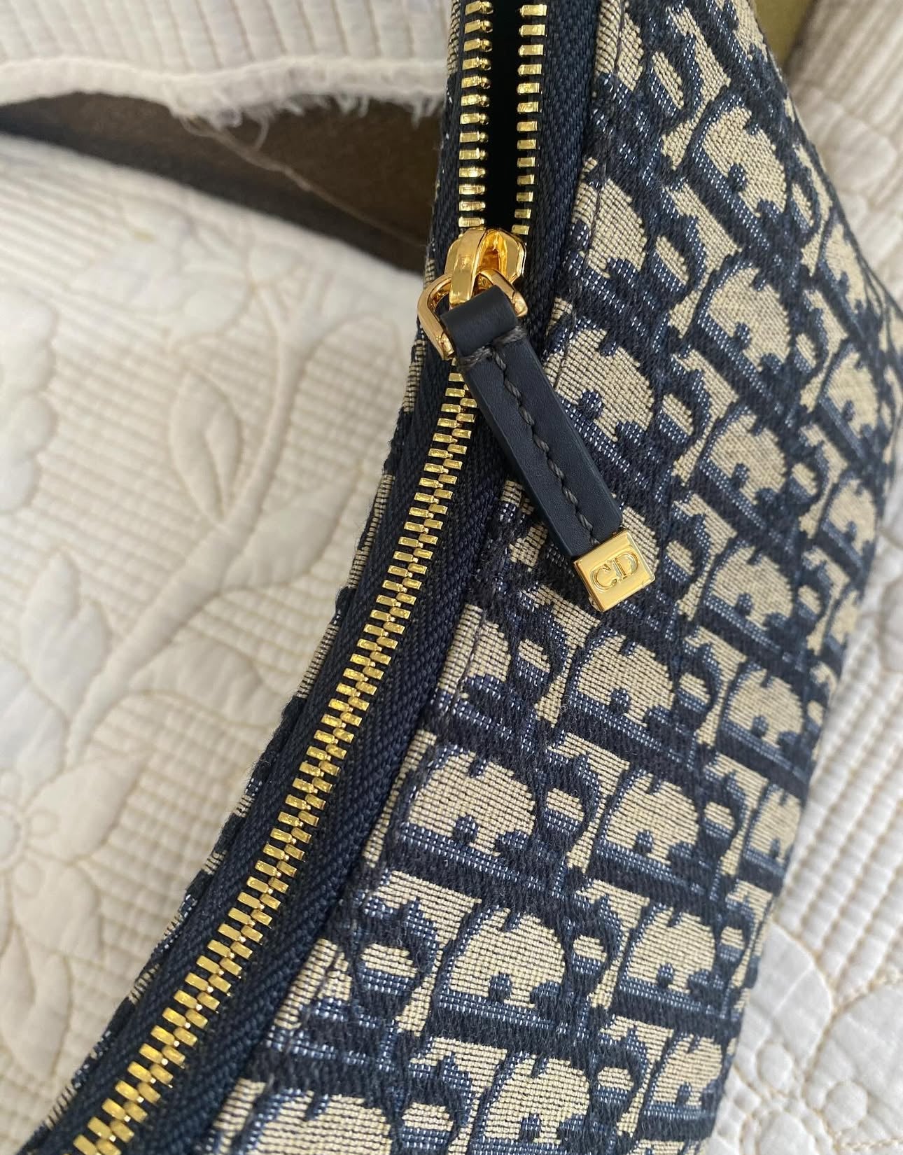 30 Montaigne Cigale Mini Bag