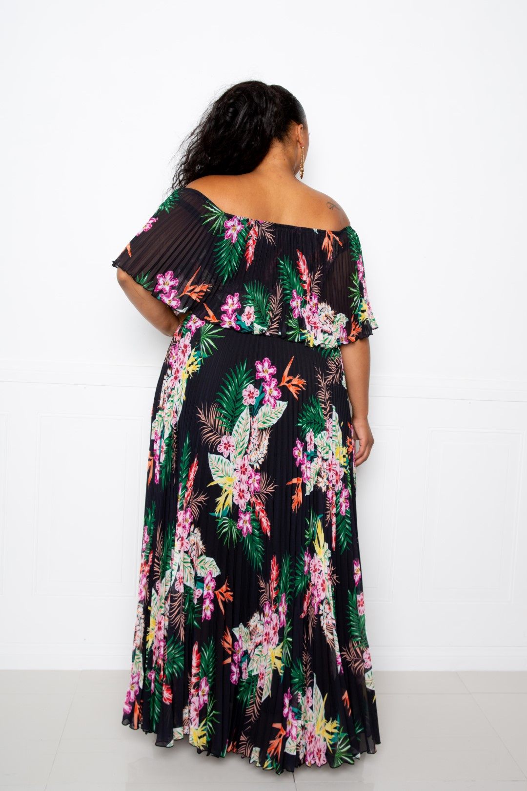 Tropics Off Shoulder Pleated Maxi Dress