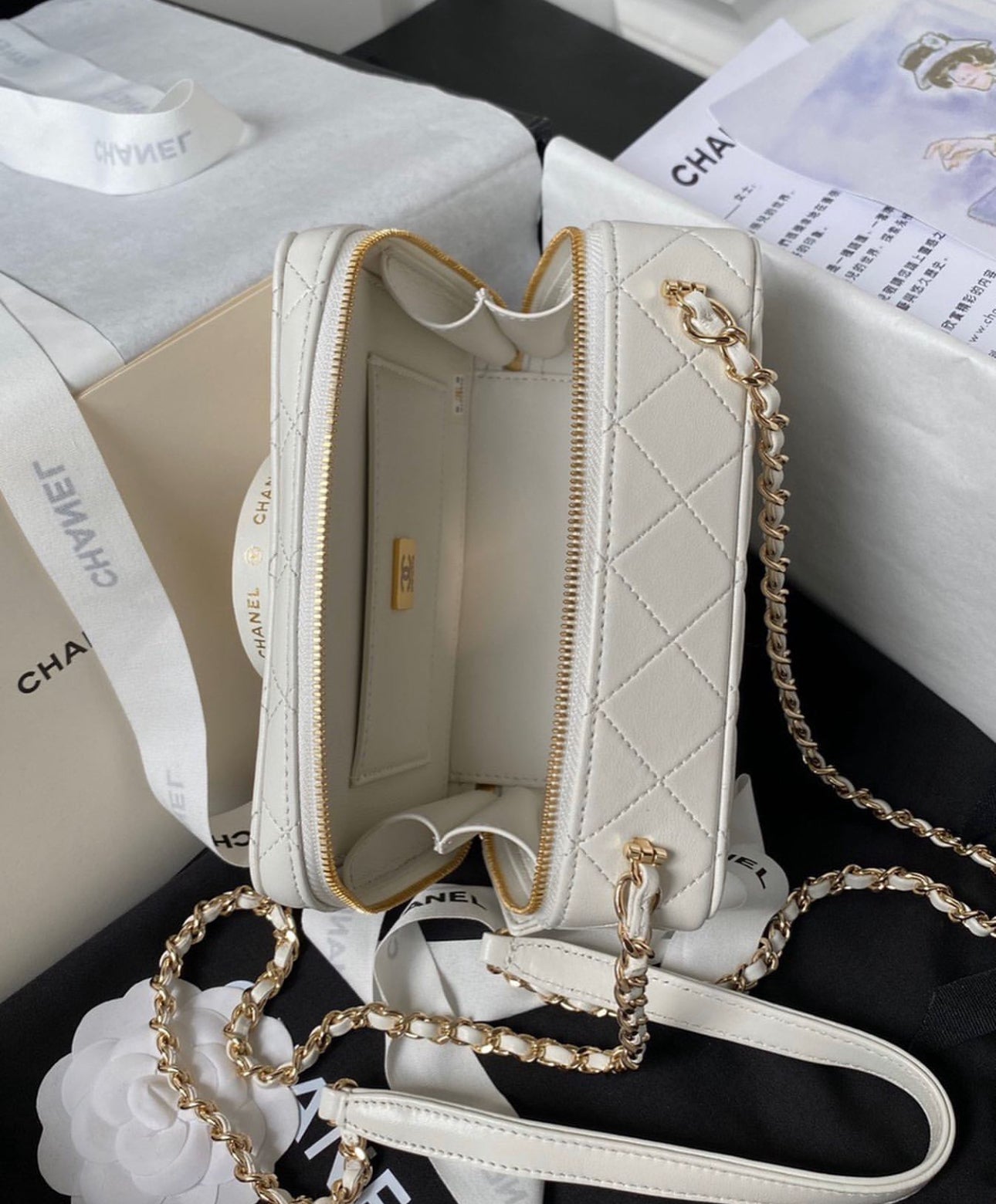 Coco White Camera Bag Purse