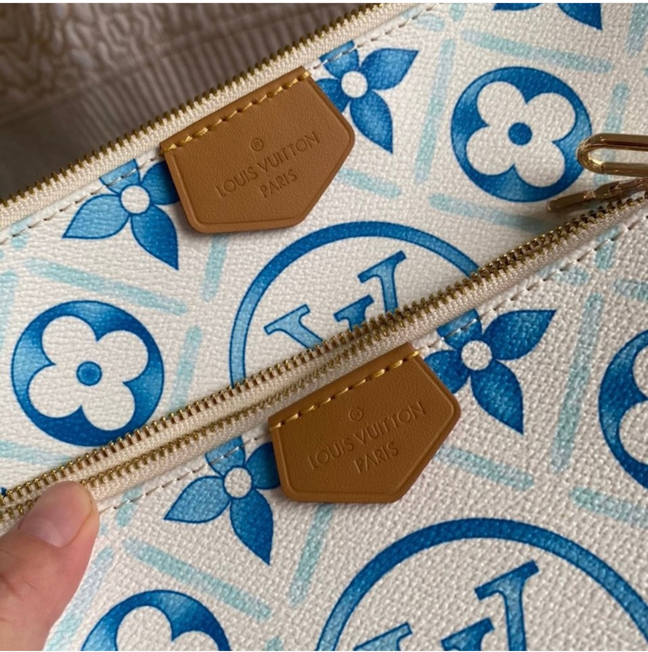 Blue Multi Pochette Accessoires