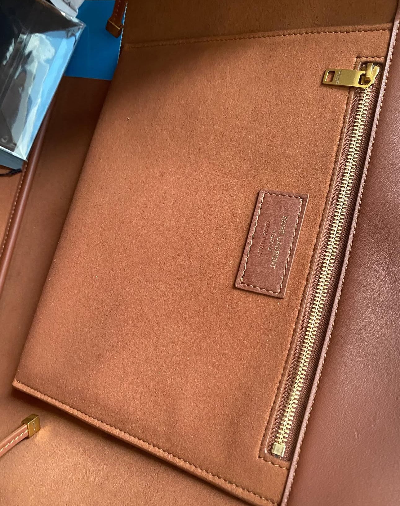 Bea Shoulder Tote Bag in suede| Caramel Cognac