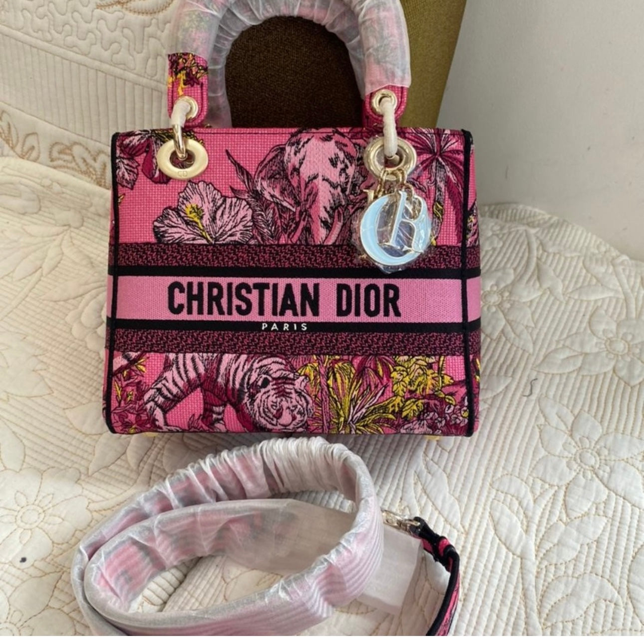 Lady Delight Medium Shoulder Tote Bag Canvas Pink Fuchsia