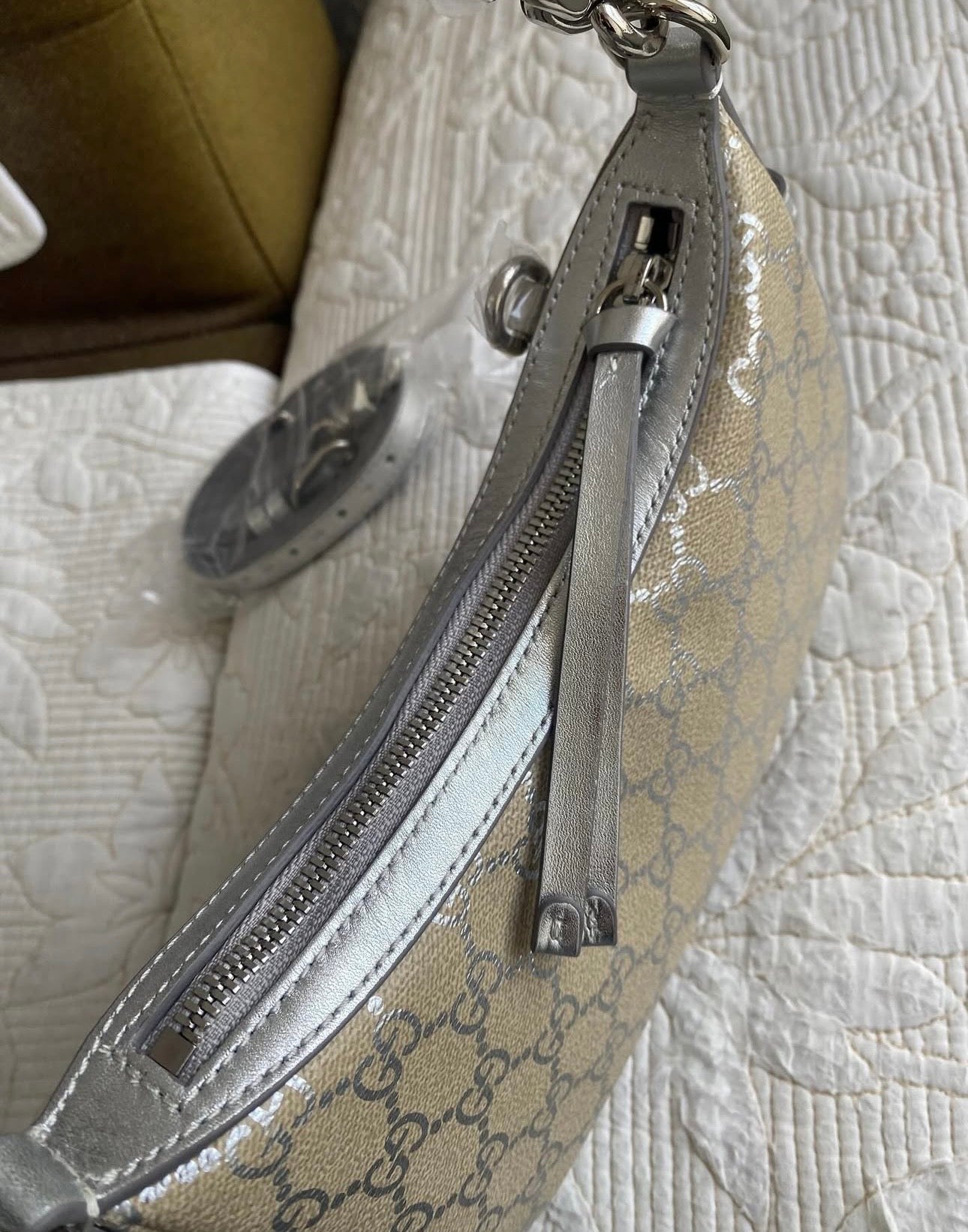 Emblem small shoulder bag