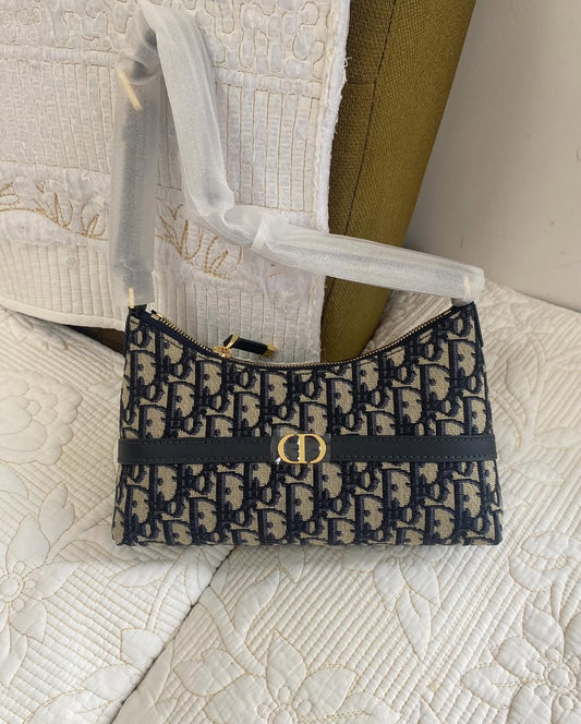 30 Montaigne Cigale Mini Bag