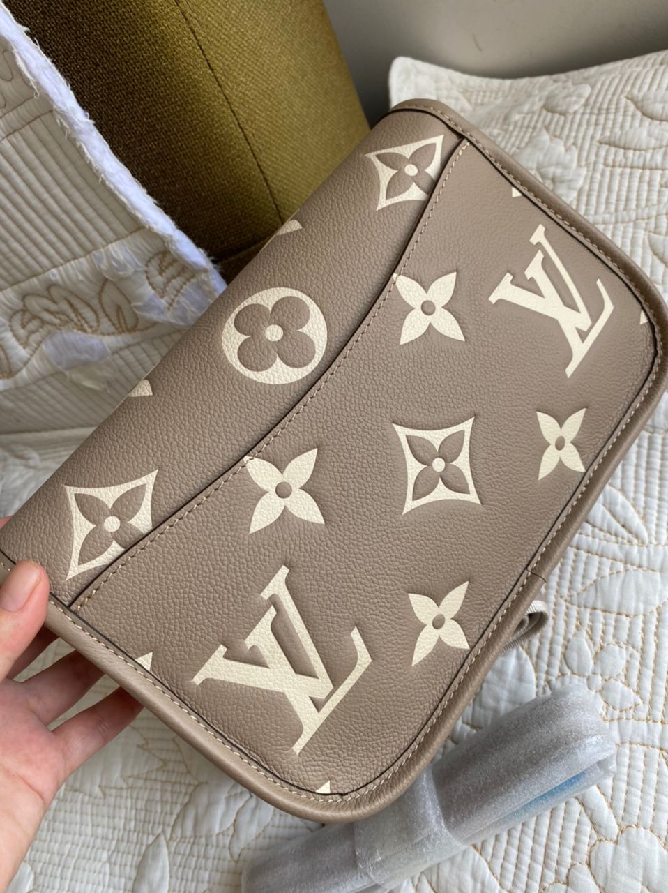 Diane Giant Monogram Empreinte | Cream