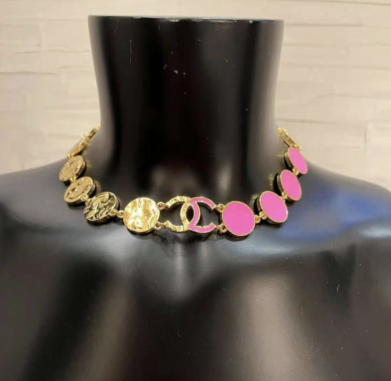 Coco Gold & Pink Choker