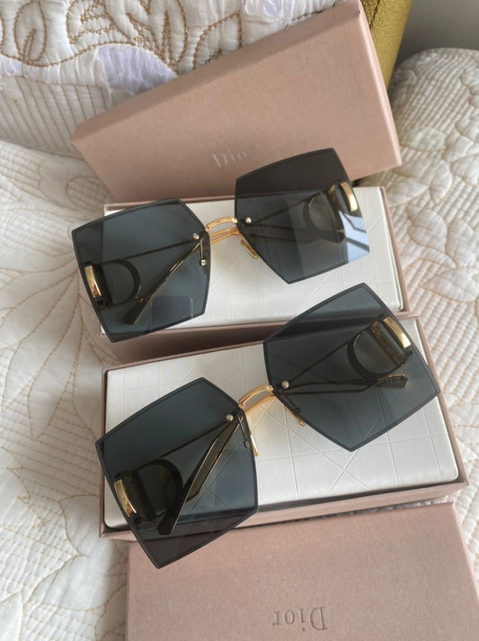 BLACK DIOR MONTAIGNE SUNGLASSES