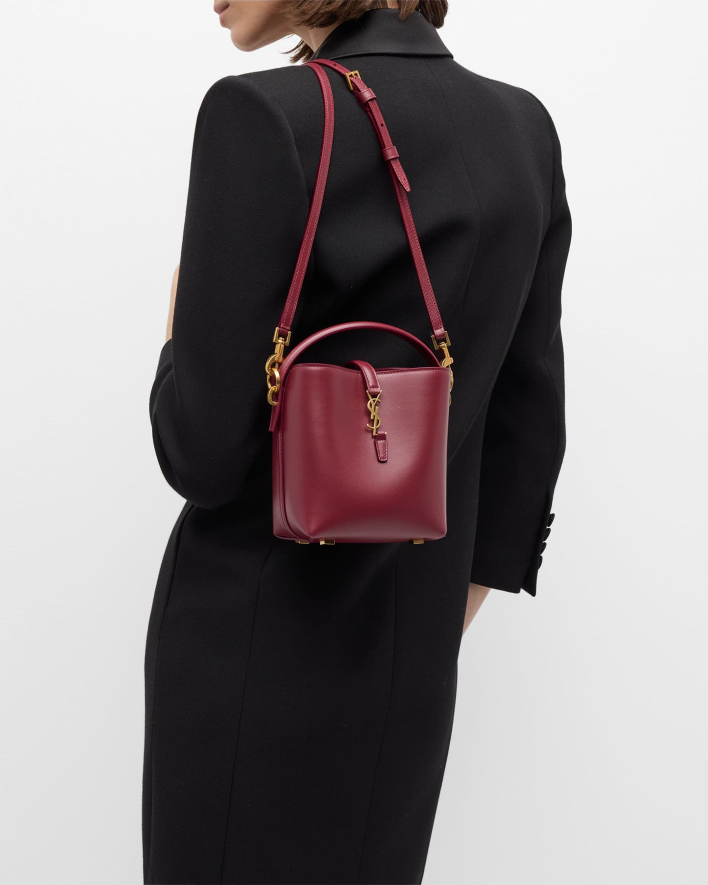 LE 37 LEATHER IN DARK BORDEAUX