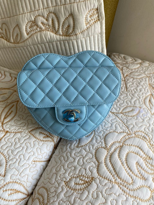 Sac CC In Love matelassé en cuir d'agneau bleu