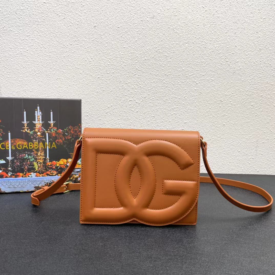 Sac porté épaule en cuir à rabat avec logo DG