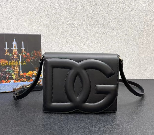 Sac porté épaule en cuir à rabat avec logo DG