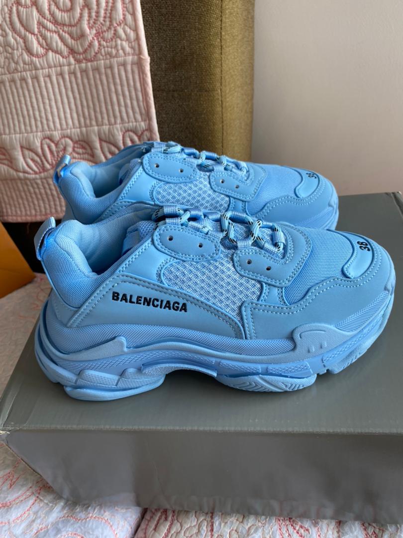 Baskets BB Triple S bleu clair