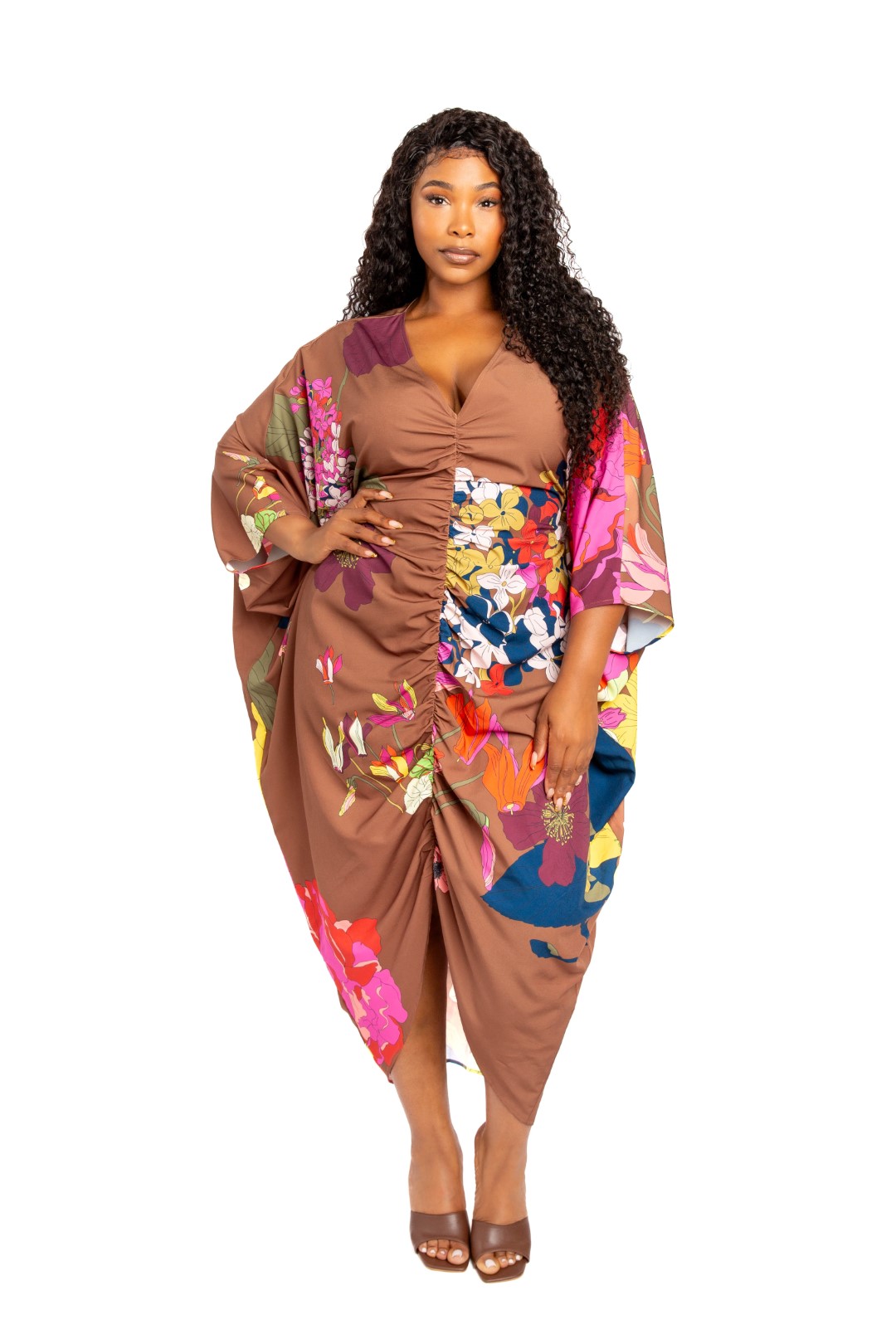 Robe caftan froncée imprimée avec lien à la taille à l'intérieur