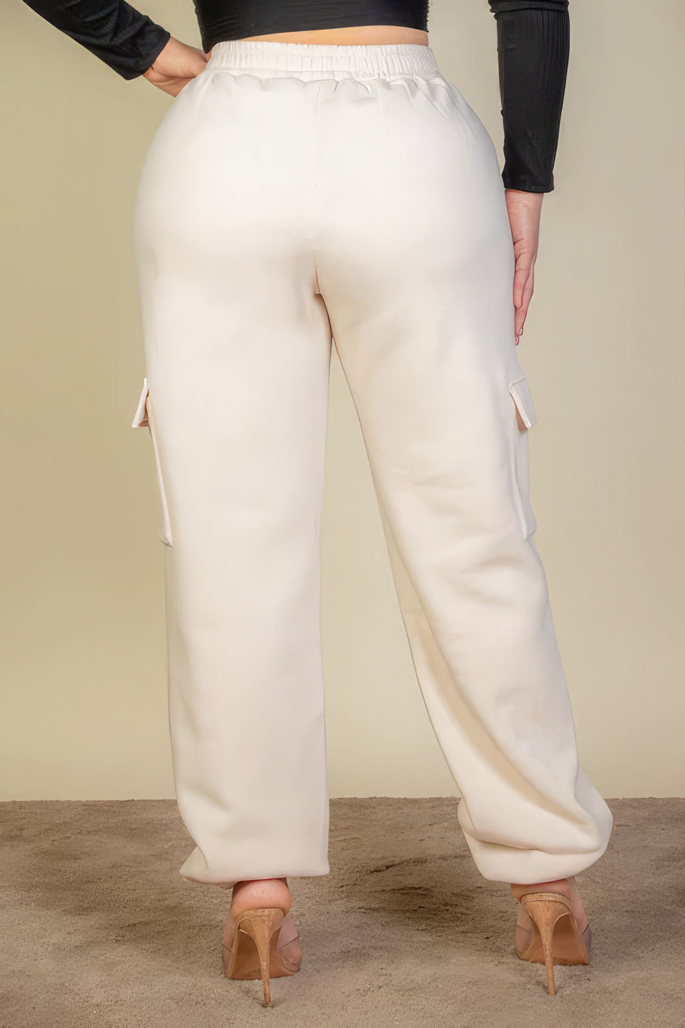 Plus Size Side Pocket Drawstring Waist Sweatpants (4 Colors)